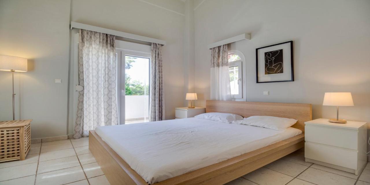 Villa Ekatis In Sani By Halkidiki