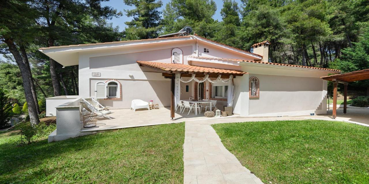 Villa Ekatis In Sani By Halkidiki