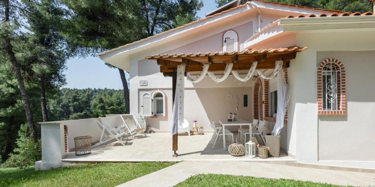 Villa Ekatis In Sani By Halkidiki *